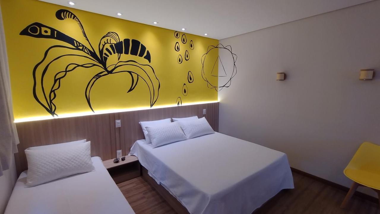 Pousada Boutique Raio De Luz โอว์โรเปรโต ภายนอก รูปภาพ